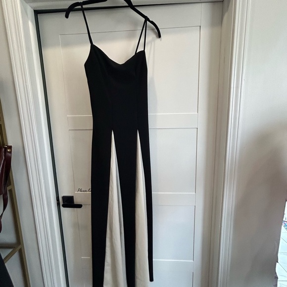 Black and white pleated formal floor length gown - Picture 1 of 2
